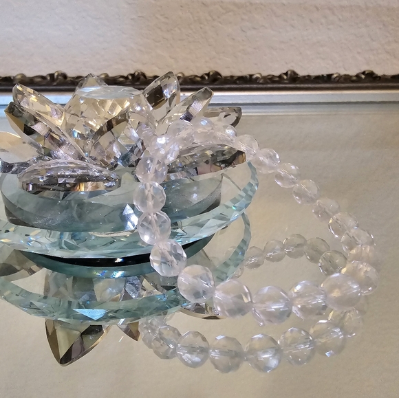 Milky Quartz crystals - Picture 2 of 2